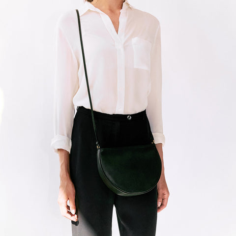 This is early, moon clutch, black, eco leather, made in germany, ykk zipper