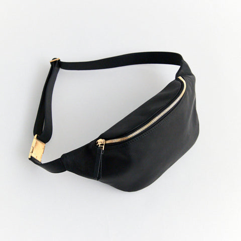 EARLY, MAX HIPBAG, BLACK, OLIVE TANNED LEATHER, MADE IN GERMANY, SUSTAINABLE DESIGN, FAIR FASHION, BUM BAG, BIG HIPBAG